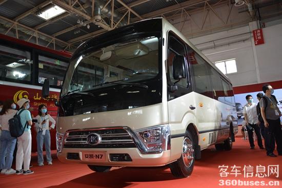 宝斯通N7客车.JPG