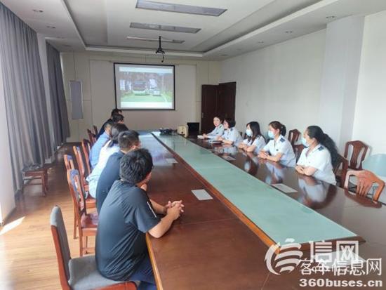 下载.jpg