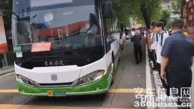 0.jpg