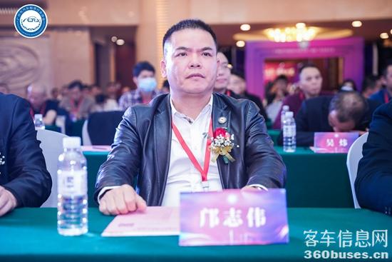 1 广州龙凤汽车租赁有限公司总经理邝志伟.jpg