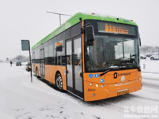 3 金旅客车在丹麦.jpg