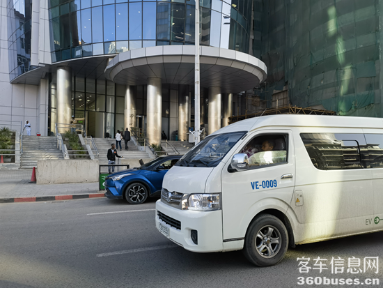 金旅纯电动客车在埃塞俄比亚当地运营1.png