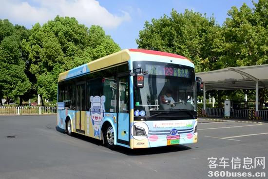 02.jpg