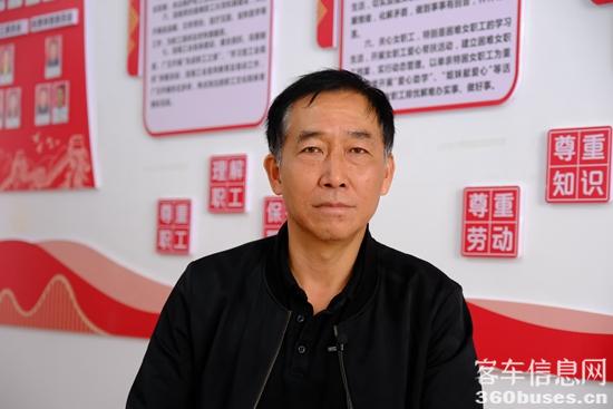 3大理市公共汽车国有独资有限责任公司副总经理 罗斌.JPG