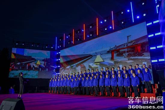 集体合唱.jpg