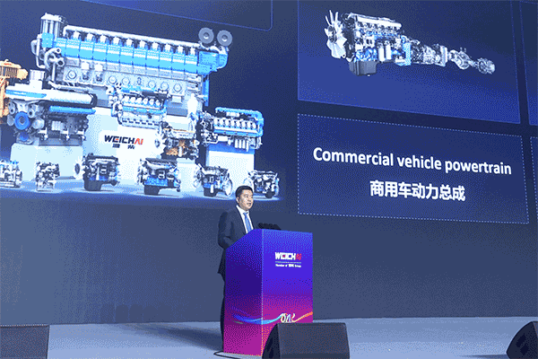 1760864725205211.gif 动图领导.gif