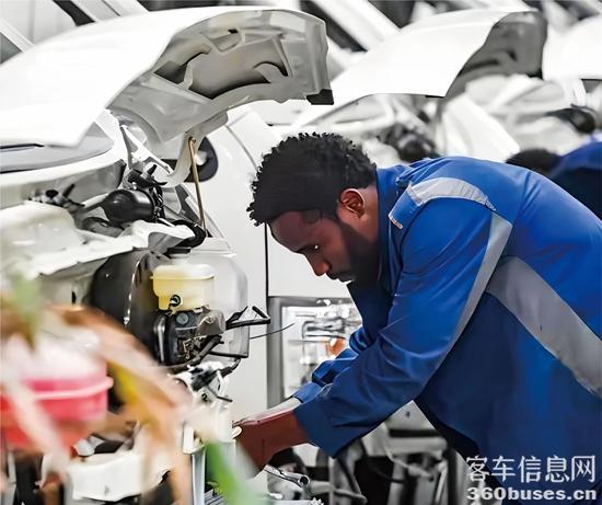 1762131997231333.jpg 4 金旅客车埃塞俄比亚KD工厂.jpg