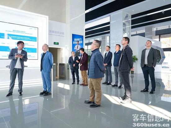 1764037349581014.jpg 2.jpg